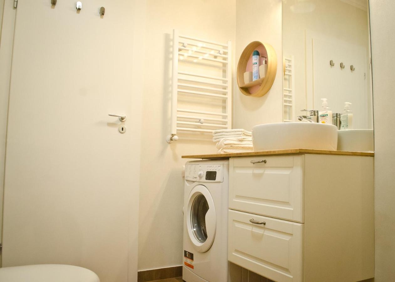 Amber Studio Oradea Apartment Exterior photo